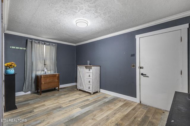 806 Bennett St, Sweetwater, TN 37874