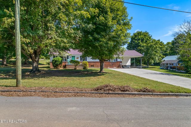 806 Bennett St, Sweetwater, TN 37874