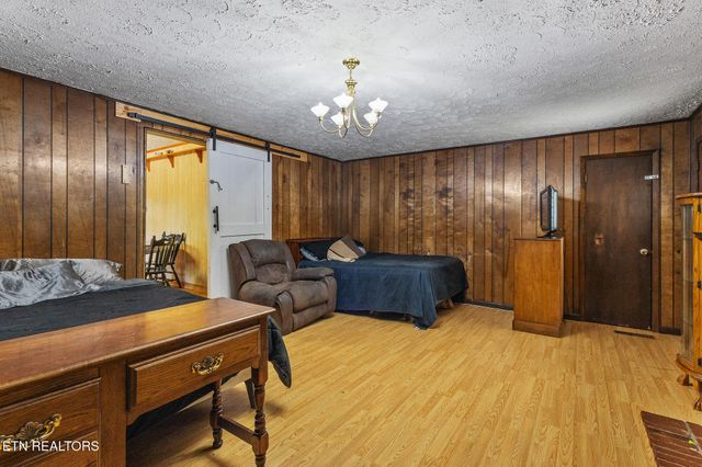 806 Bennett St, Sweetwater, TN 37874