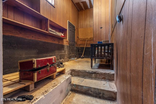 806 Bennett St, Sweetwater, TN 37874