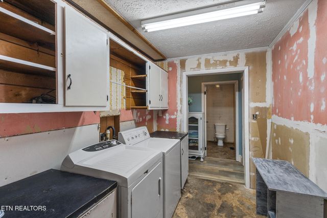 806 Bennett St, Sweetwater, TN 37874