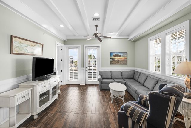 170 Social CIR #11, Port Aransas, TX 78373