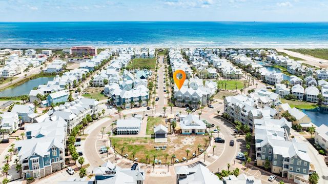 170 Social CIR #11, Port Aransas, TX 78373