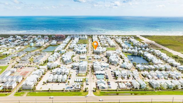 170 Social CIR #11, Port Aransas, TX 78373