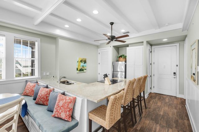 170 Social CIR #11, Port Aransas, TX 78373