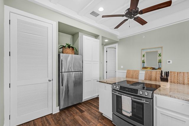 170 Social CIR #11, Port Aransas, TX 78373