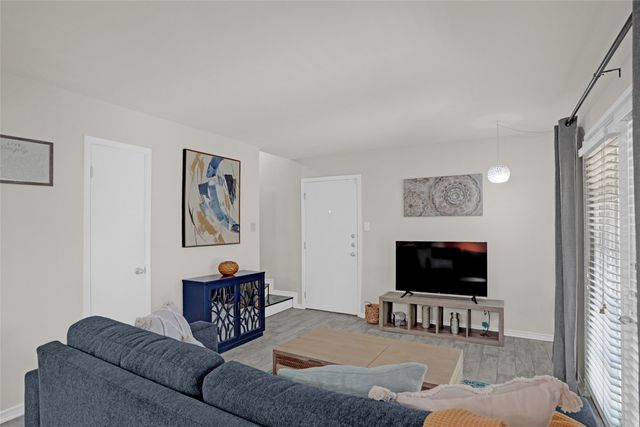 12834 Midway Road 2110, Dallas, TX 75244