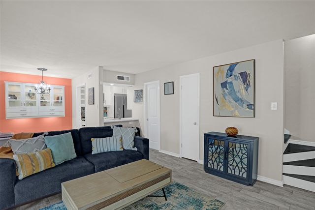 12834 Midway Road 2110, Dallas, TX 75244