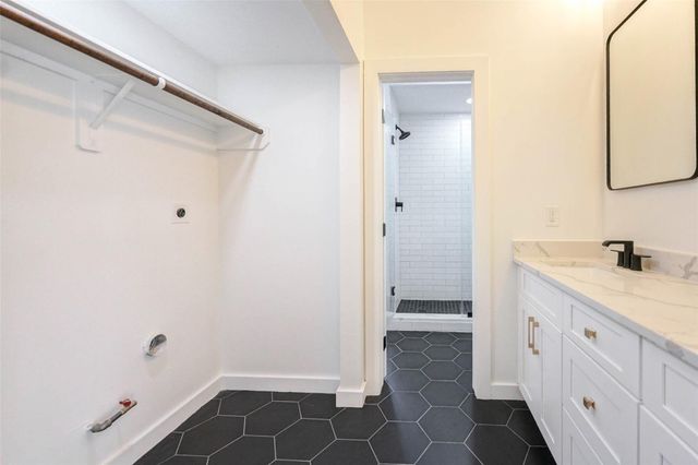 10118 Briar Rose Drive, Houston, TX 77042