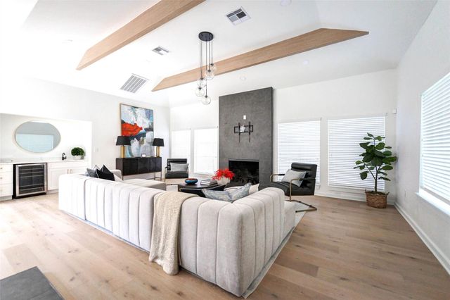 10118 Briar Rose Drive, Houston, TX 77042