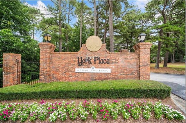 3305 York Place, Decatur, GA 30032