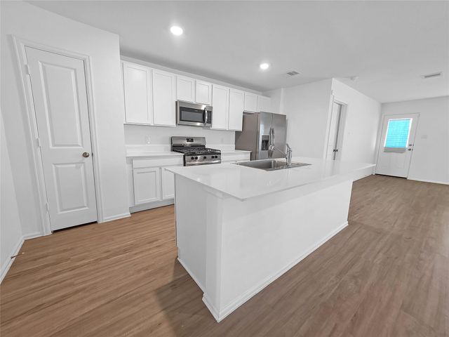 9518 Brookside Point Drive, Baytown, TX 77521