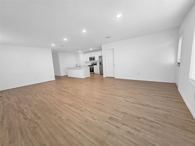 9518 Brookside Point Drive, Baytown, TX 77521