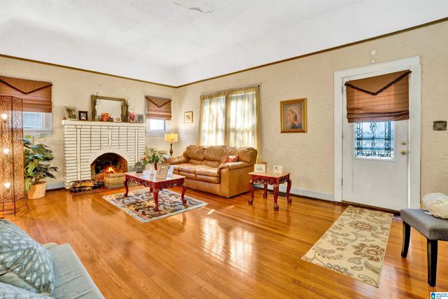 1820 SAINT CHARLES COURT SW, Birmingham, AL 35211