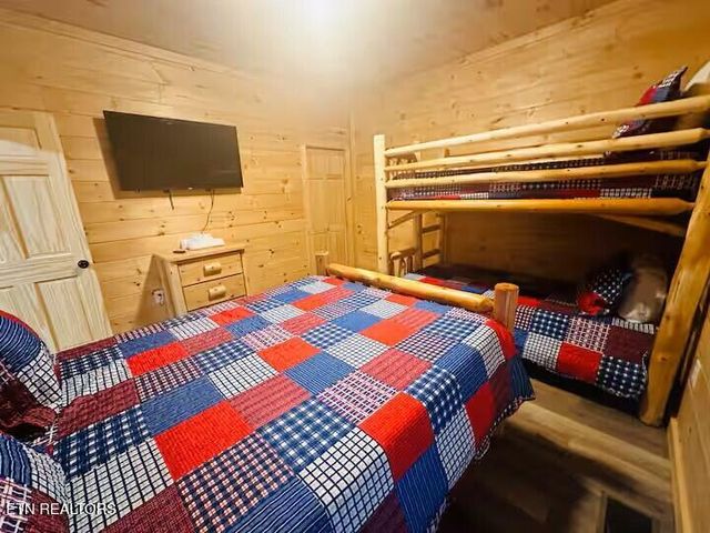 1642 Misty Hollow Way, Gatlinburg, TN 37738