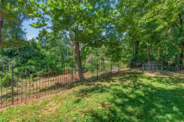 4103 NE Kensington Avenue, Bentonville, AR 72712