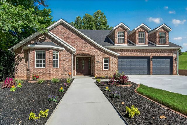 4103 NE Kensington Avenue, Bentonville, AR 72712