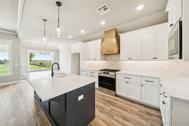 14129 N 54th East Avenue, Collinsville, OK 74021