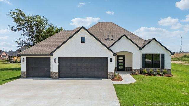 14129 N 54th East Avenue, Collinsville, OK 74021