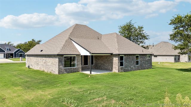 14129 N 54th East Avenue, Collinsville, OK 74021