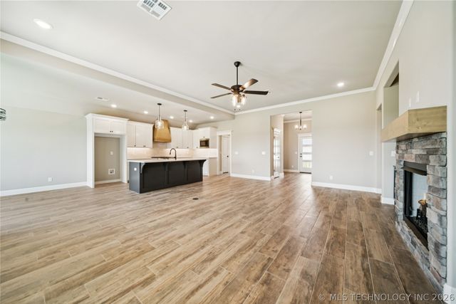14129 N 54th East Avenue, Collinsville, OK 74021