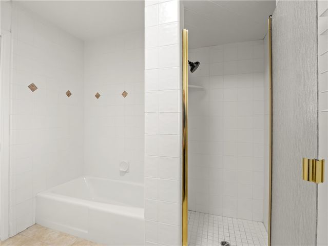 2527 W San Madele, Fresno, CA 93711