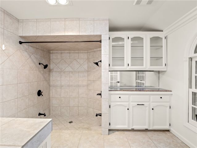 2527 W San Madele, Fresno, CA 93711