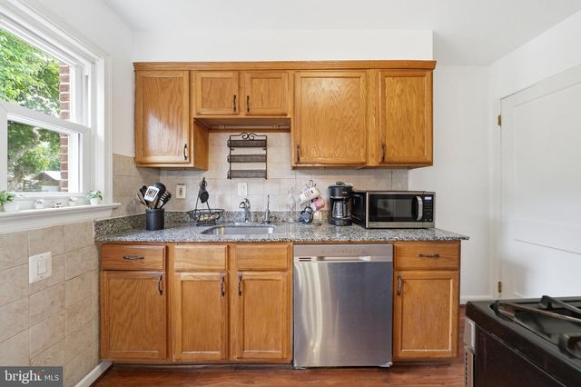 11931 CENTERHILL ST, Silver Spring, MD 20902