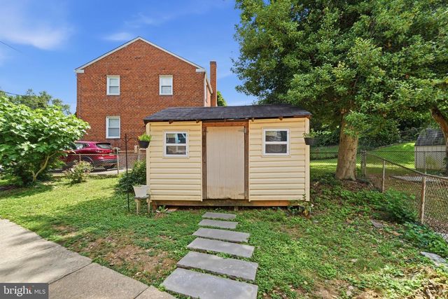 11931 CENTERHILL ST, Silver Spring, MD 20902