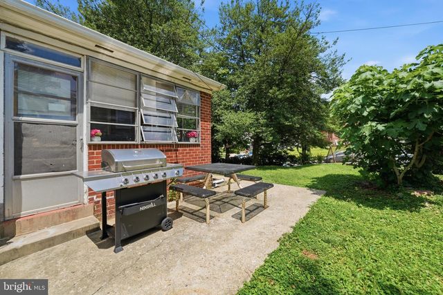 11931 CENTERHILL ST, Silver Spring, MD 20902