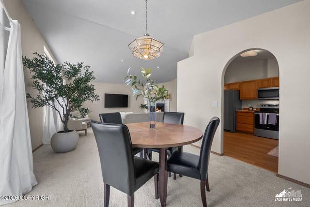 12113 Rolling Meadow Circle, Anchorage, AK 99516