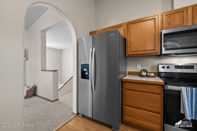 12113 Rolling Meadow Circle, Anchorage, AK 99516