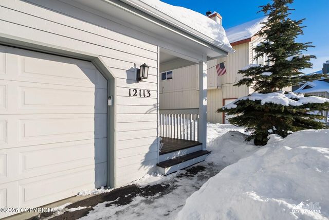 12113 Rolling Meadow Circle, Anchorage, AK 99516