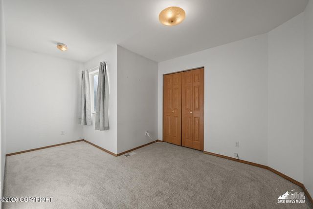 12113 Rolling Meadow Circle, Anchorage, AK 99516