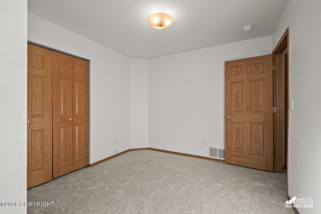 12113 Rolling Meadow Circle, Anchorage, AK 99516