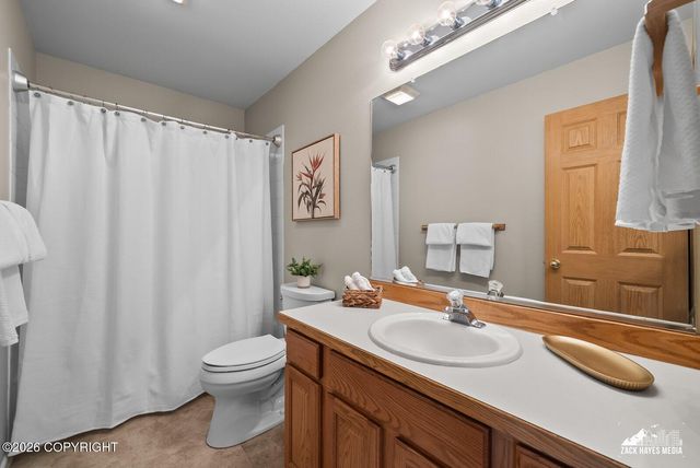 12113 Rolling Meadow Circle, Anchorage, AK 99516