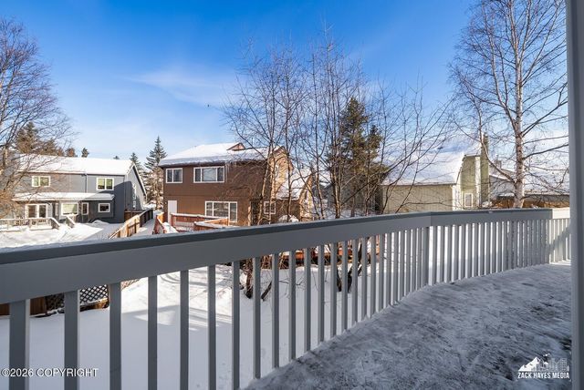 12113 Rolling Meadow Circle, Anchorage, AK 99516