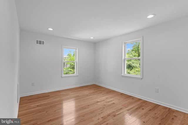 446 POND ST, Bristol, PA 19007