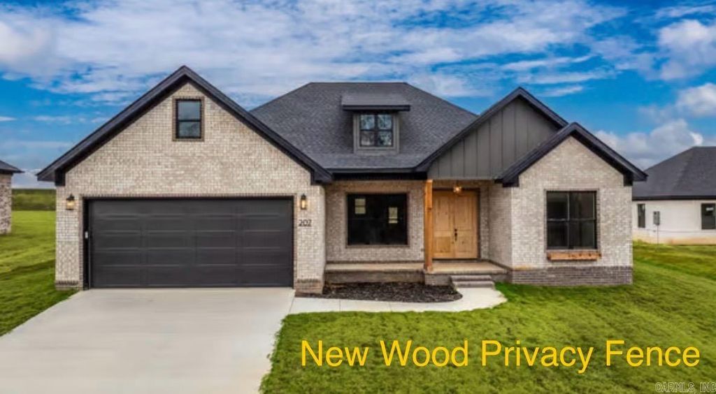 207 Michelle Drive, Beebe, AR 72012