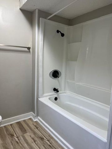 2324 Ridgeway Avenue, Columbus, OH 43219