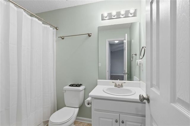 238 Ivy Hills Circle, Mount Airy, GA 30563