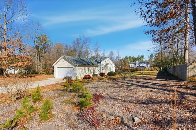 238 Ivy Hills Circle, Mount Airy, GA 30563