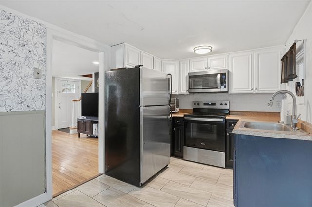 144 Holden Street, Worcester, MA 01606