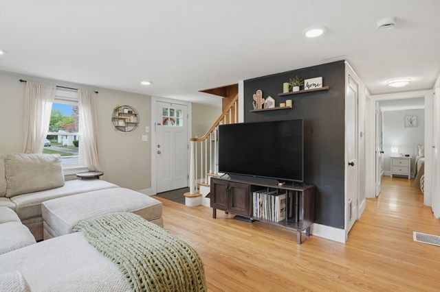 144 Holden Street, Worcester, MA 01606