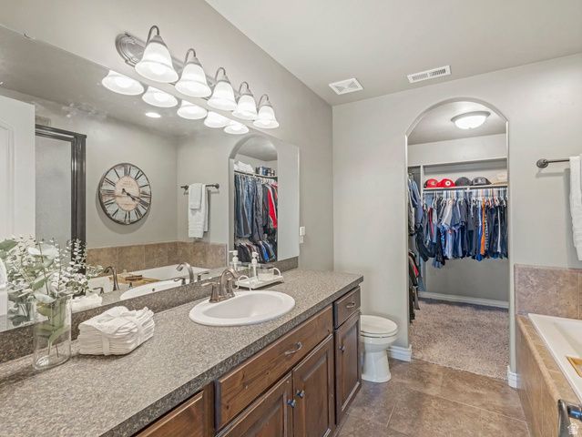 4586 W 3850 S, West Haven, UT 84401