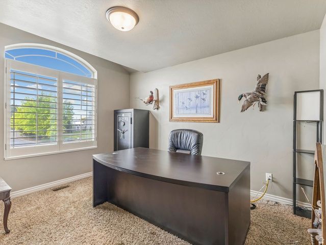4586 W 3850 S, West Haven, UT 84401