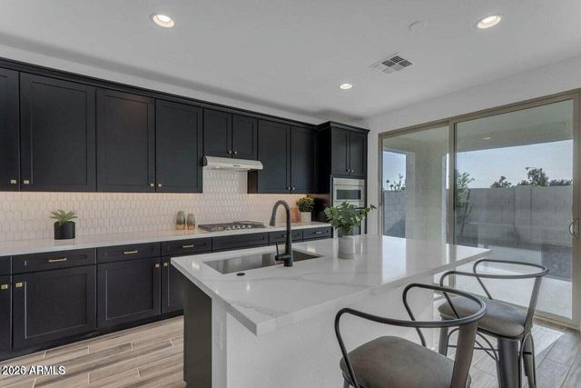 6434 N 17TH Street, Phoenix, AZ 85016