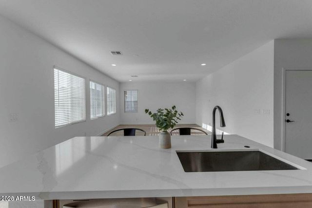 6434 N 17TH Street, Phoenix, AZ 85016
