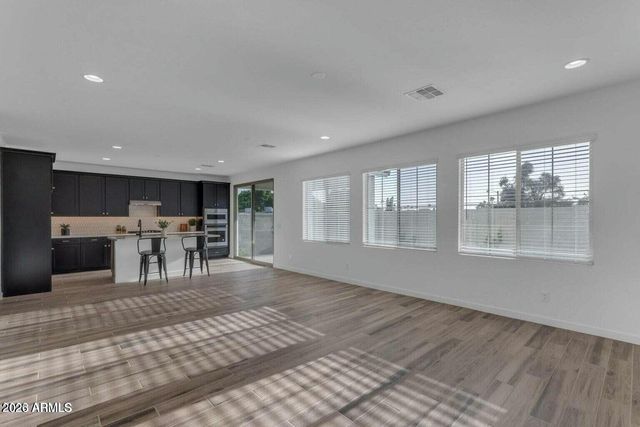 6434 N 17TH Street, Phoenix, AZ 85016