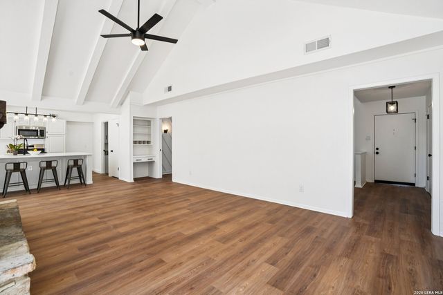 5906 Rimkus Dr, Leon Valley, TX 78238